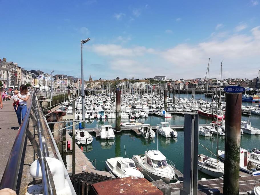 Au Coeur De Dieppe, Au Puits Sale Exterior foto